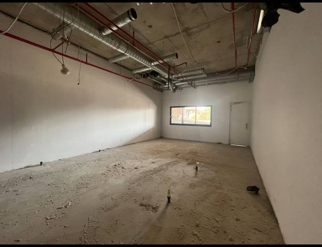 81M² RETAIL TO LET IN ILLOVO